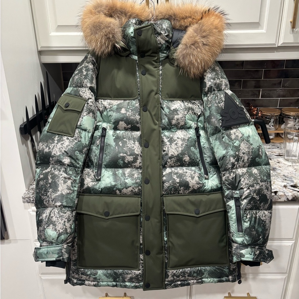 SOS Unisex Green Camouflage Puffer Jacket Sample